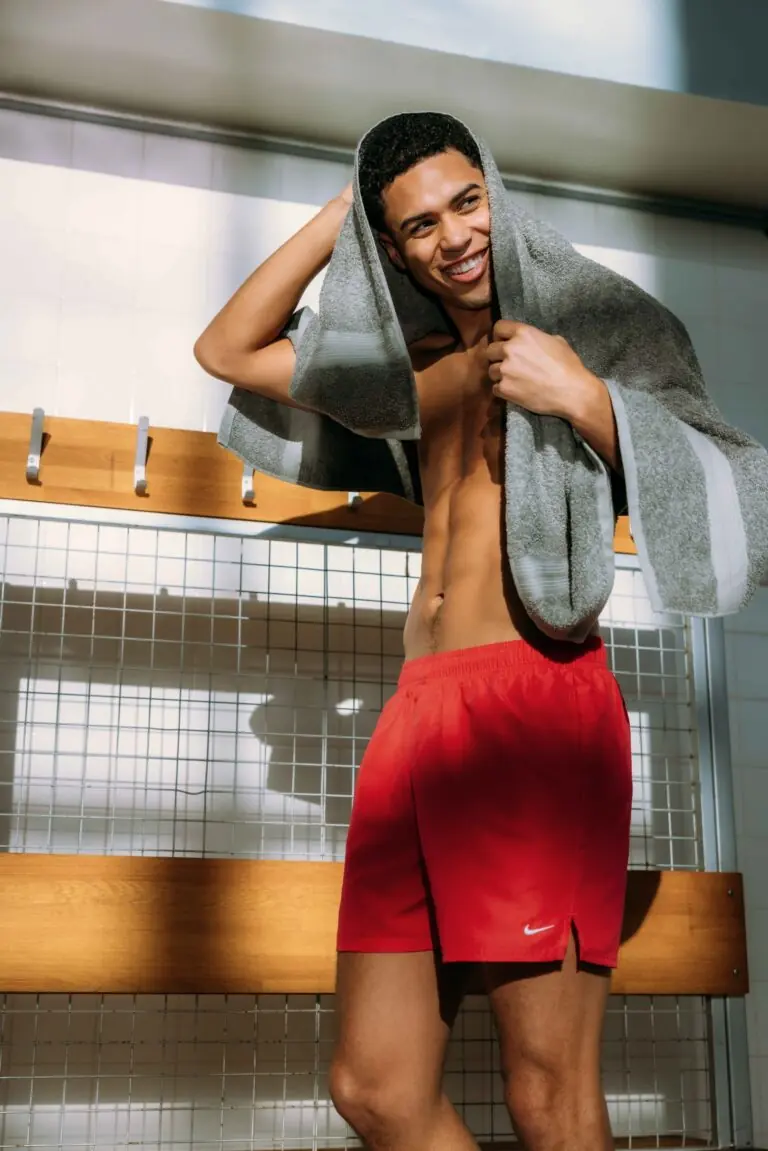 NESSA560_6141-768x1151